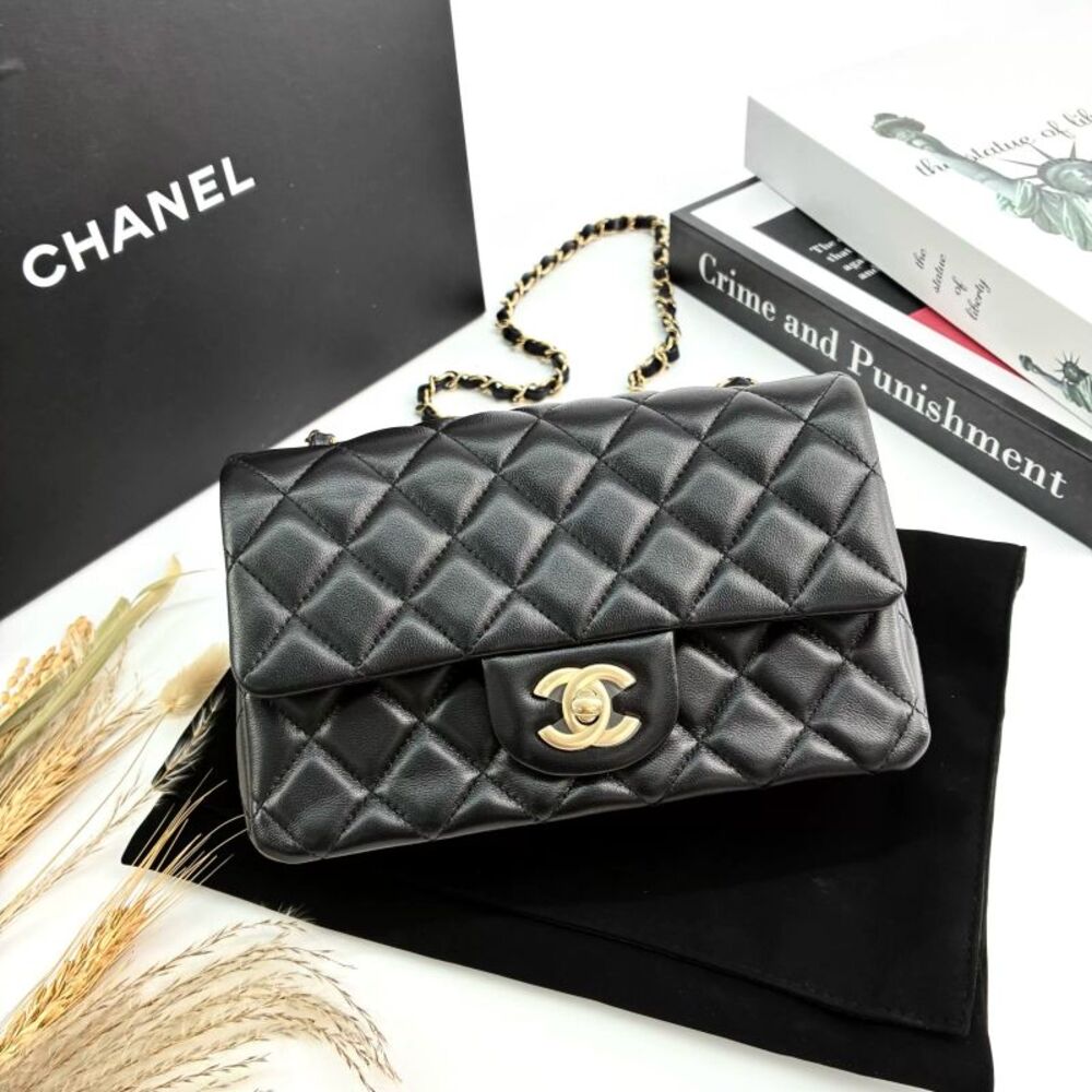 Chanel Women Pre-Loved Bag Very Good Condition